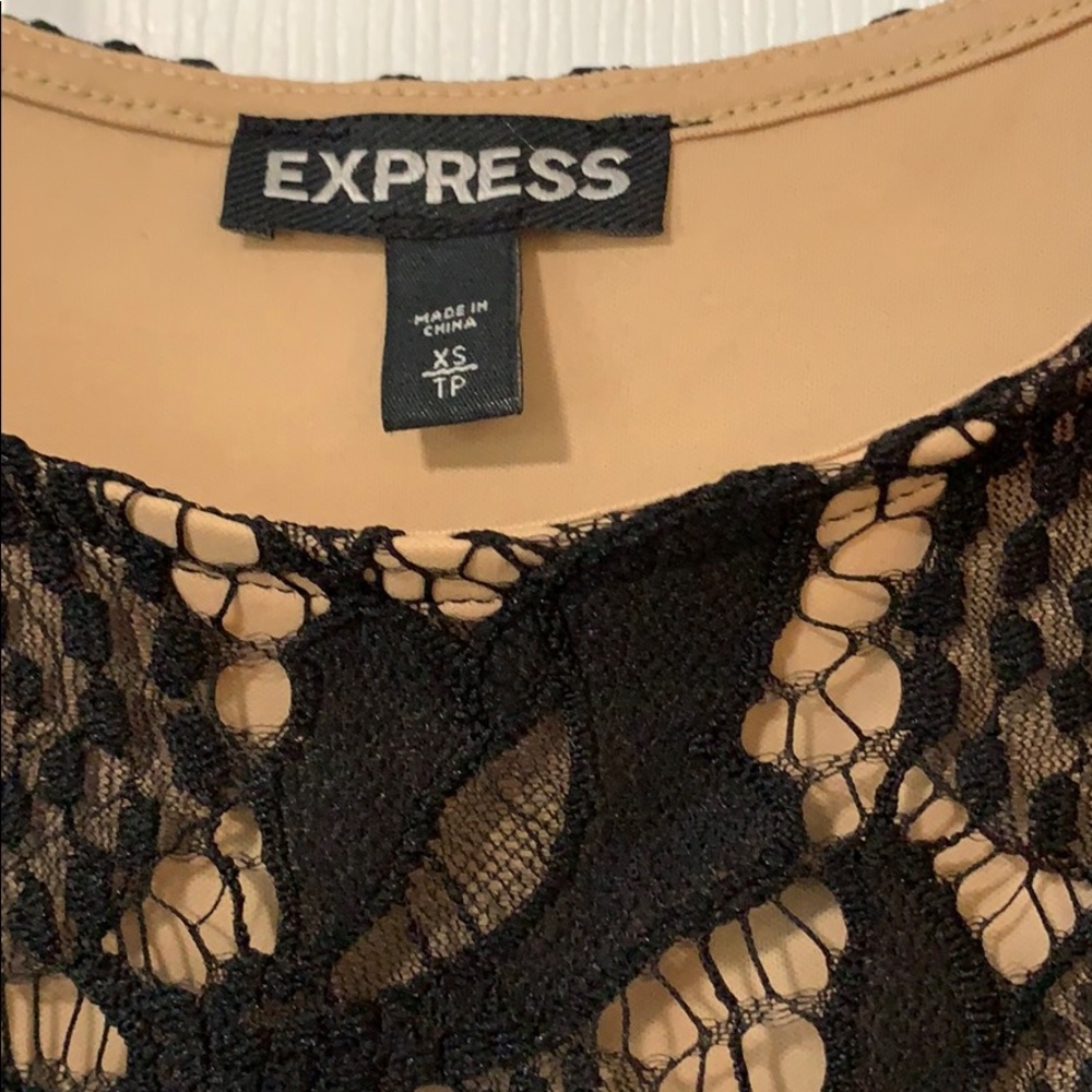 Express lace pattern - Picture 2 of 5